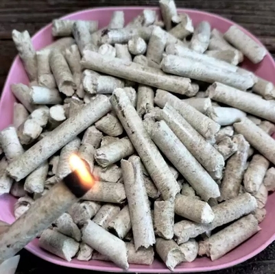 el plástico 15Kg embala las pelotillas de madera para el combustible sólido natural presionado