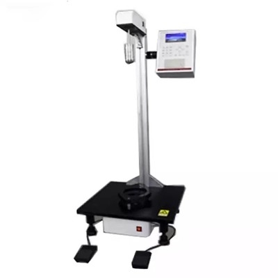Máquina en capa delgada 220V de la prueba de impacto de Charpy de la resistencia con el indicador digital
